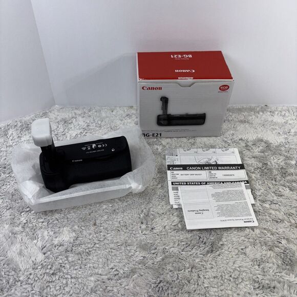 Canon BG-E21 Battery Grip for EOS 6D Mark II New Open Box